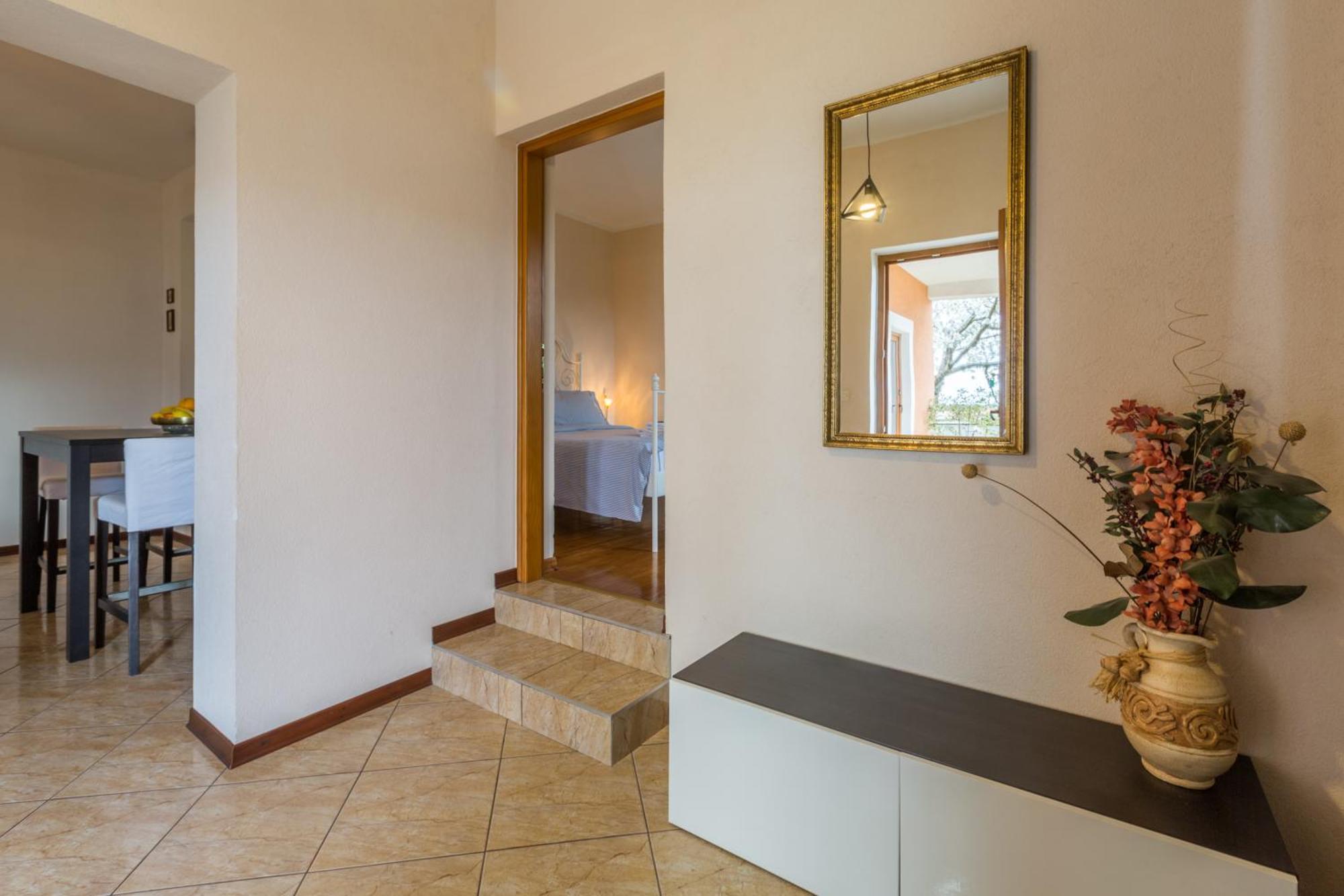 Zomzi Apartment *
