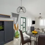 Apartments Zomzi