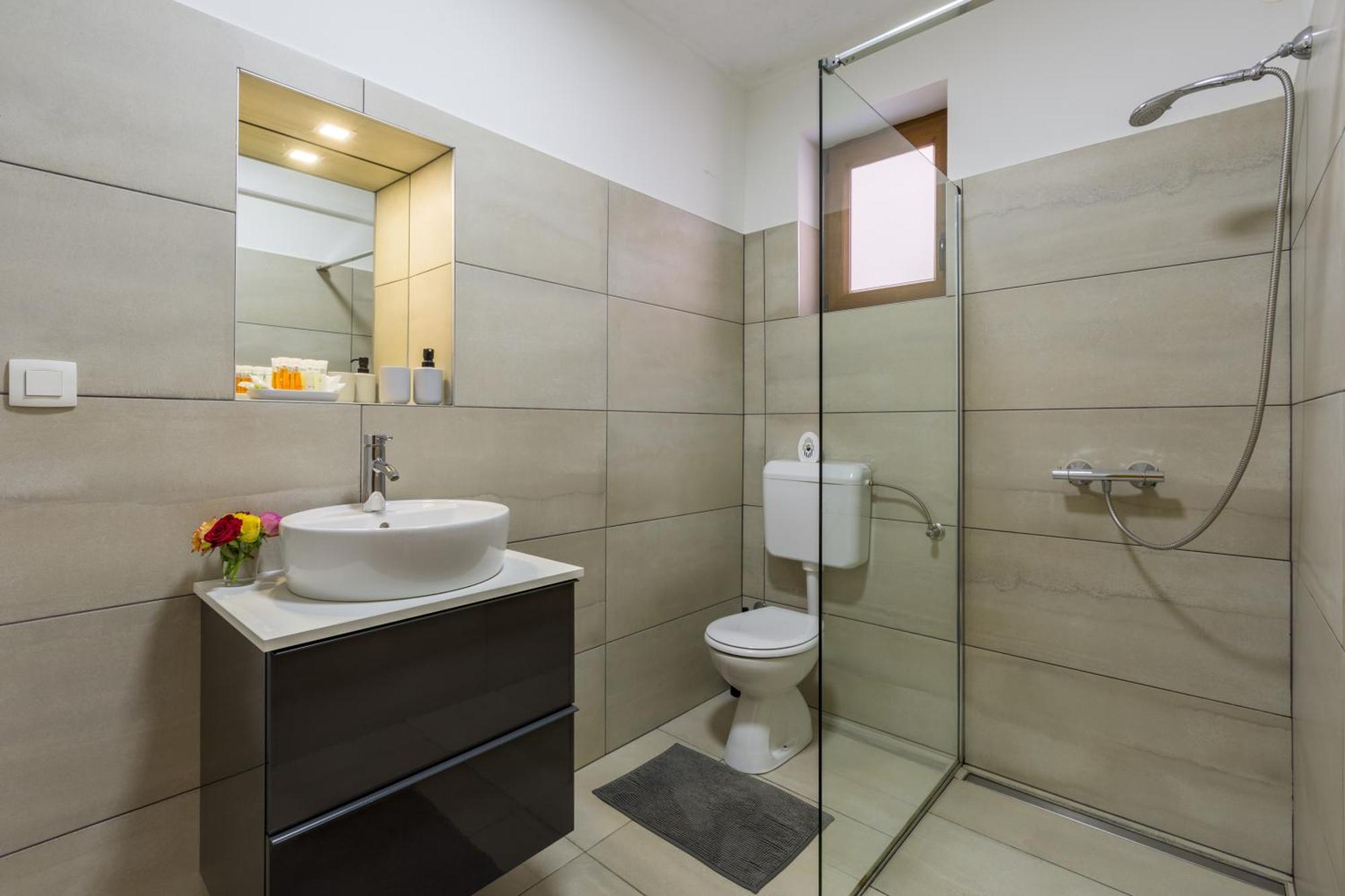 Zomzi Apartment *